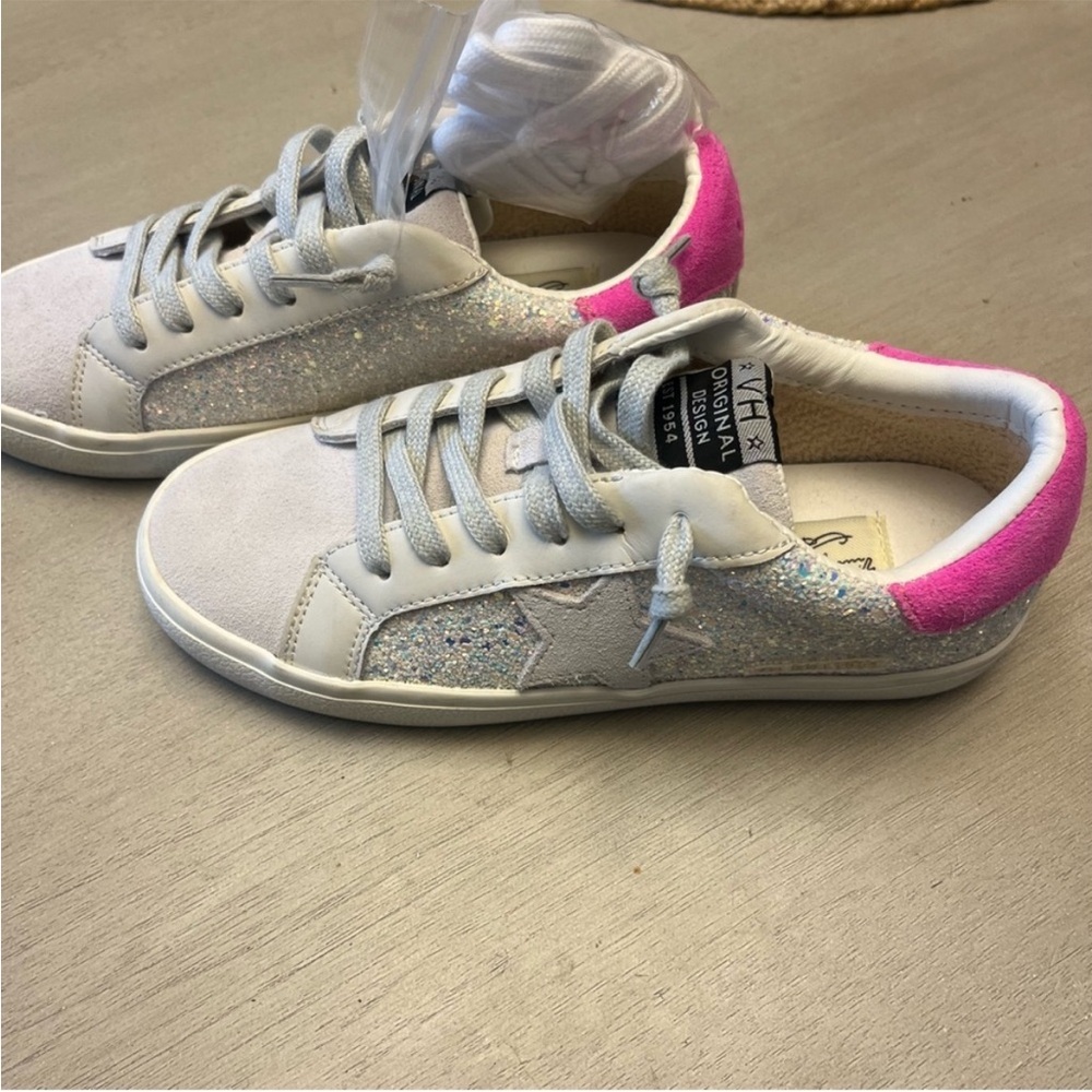 Vintage Havana Flare Sneakers 👟